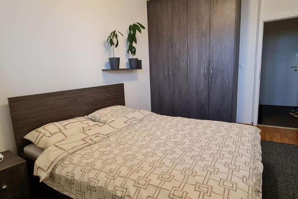 Apartman Mima Zagreb Extérieur photo